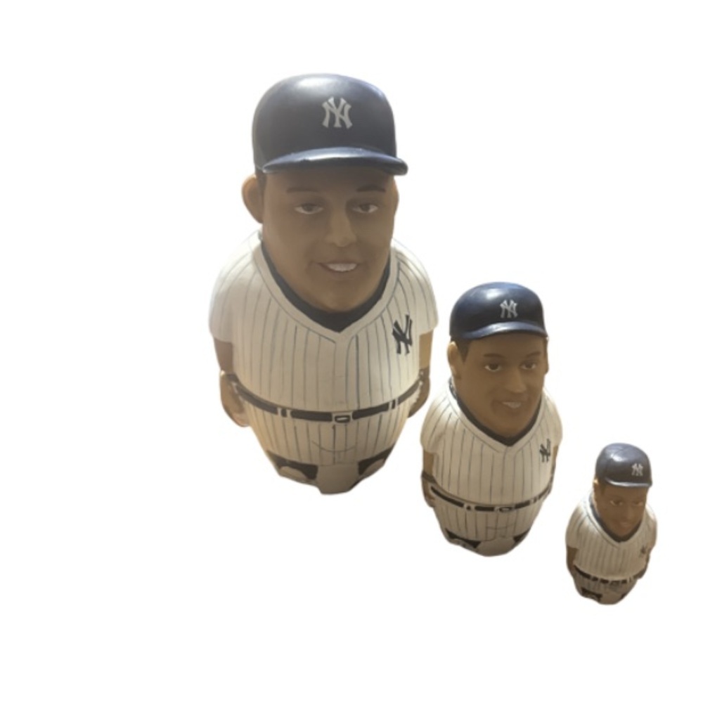 NY  Yankees Derek Jeter   Nesting Dolls Set 2003 - Blue and White